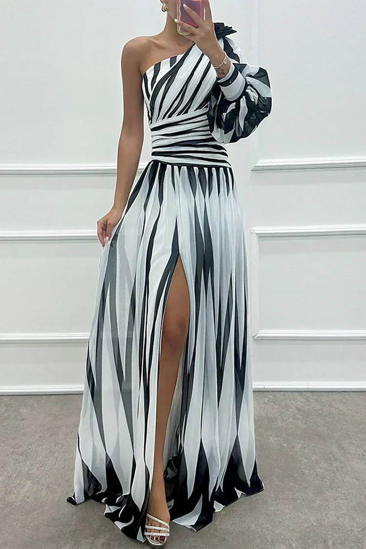 Evie Melbourne™ |Elegant Striped Maxi Dress with One Shoulder