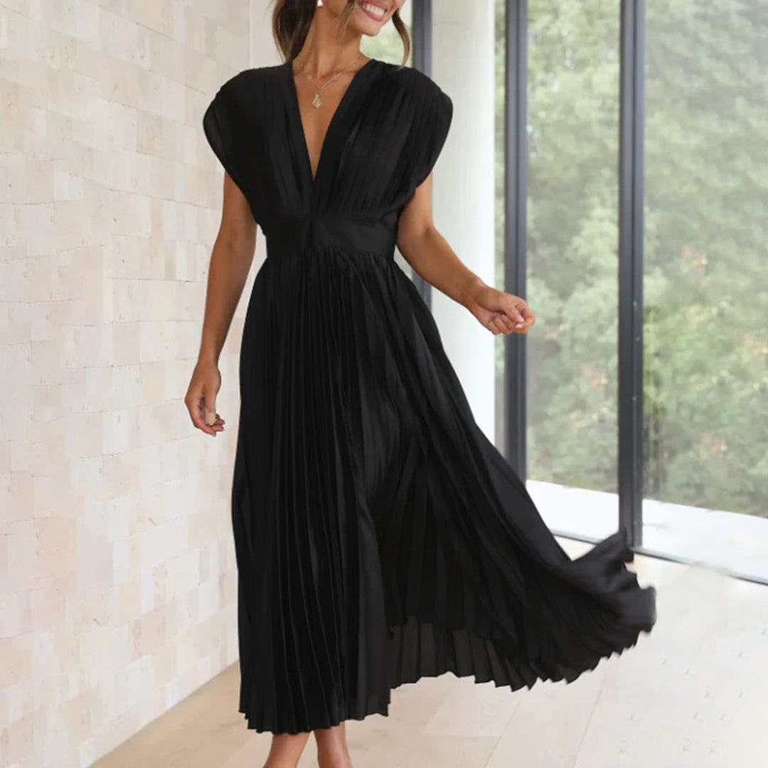 Evie Melbourne™ | Timeless Pleated Midi Dress