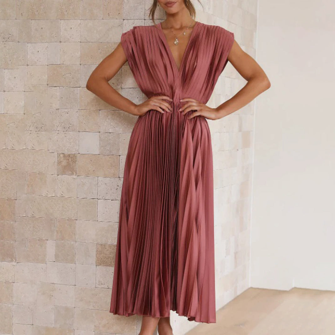 Evie Melbourne™ | Timeless Pleated Midi Dress