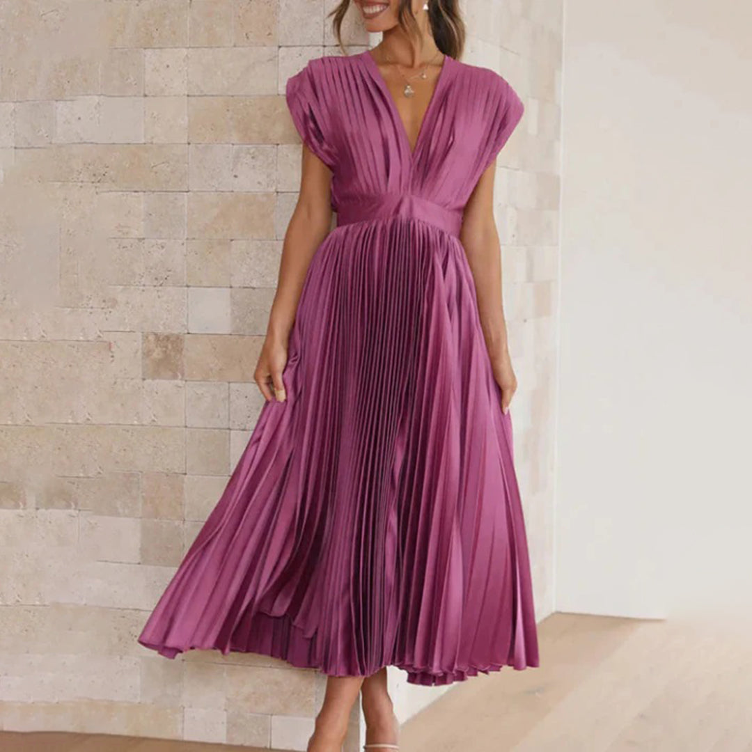 Evie Melbourne™ | Timeless Pleated Midi Dress