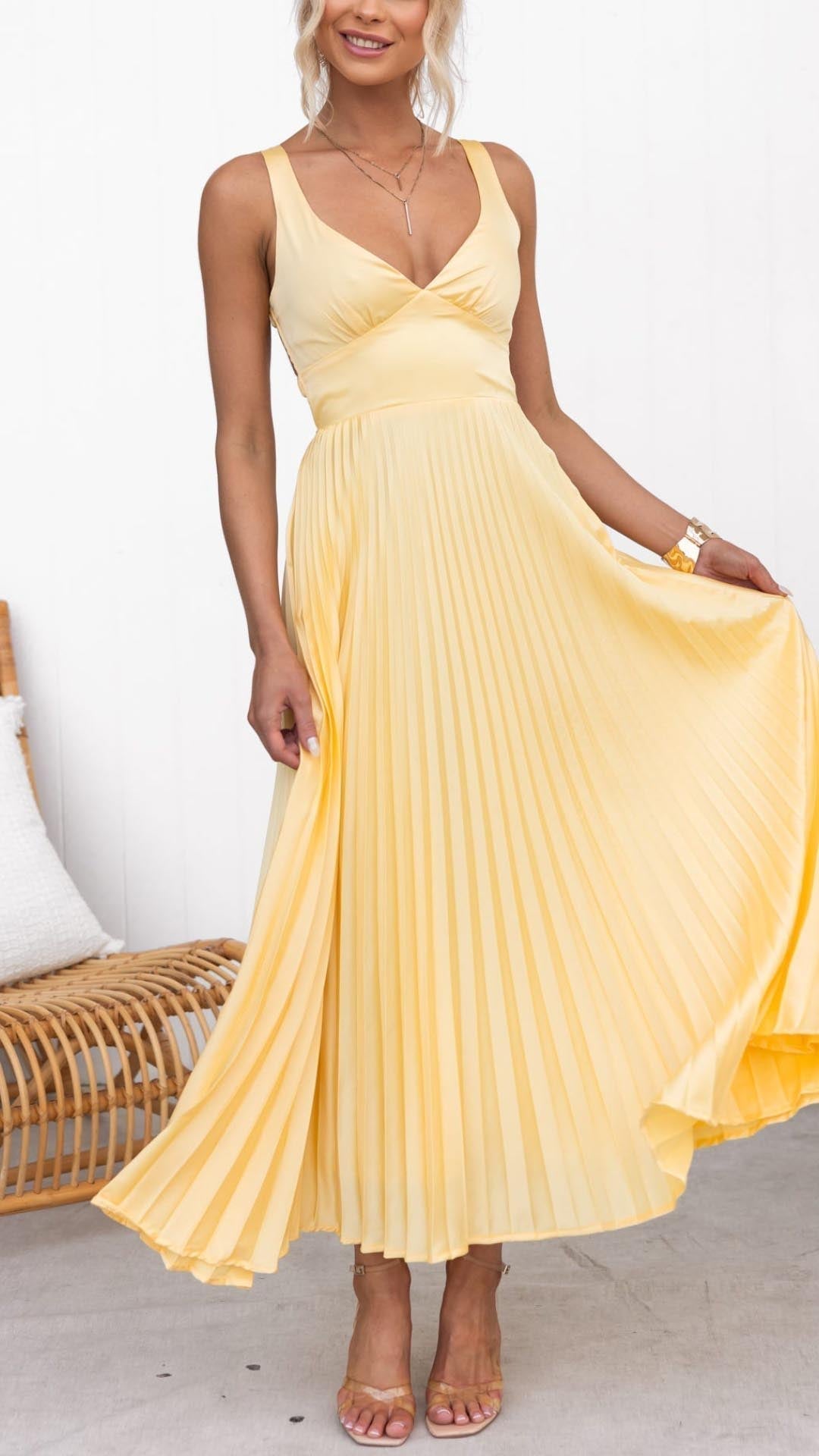 Evie Melbourne™ | Pleated V-Neck Maxi Dress