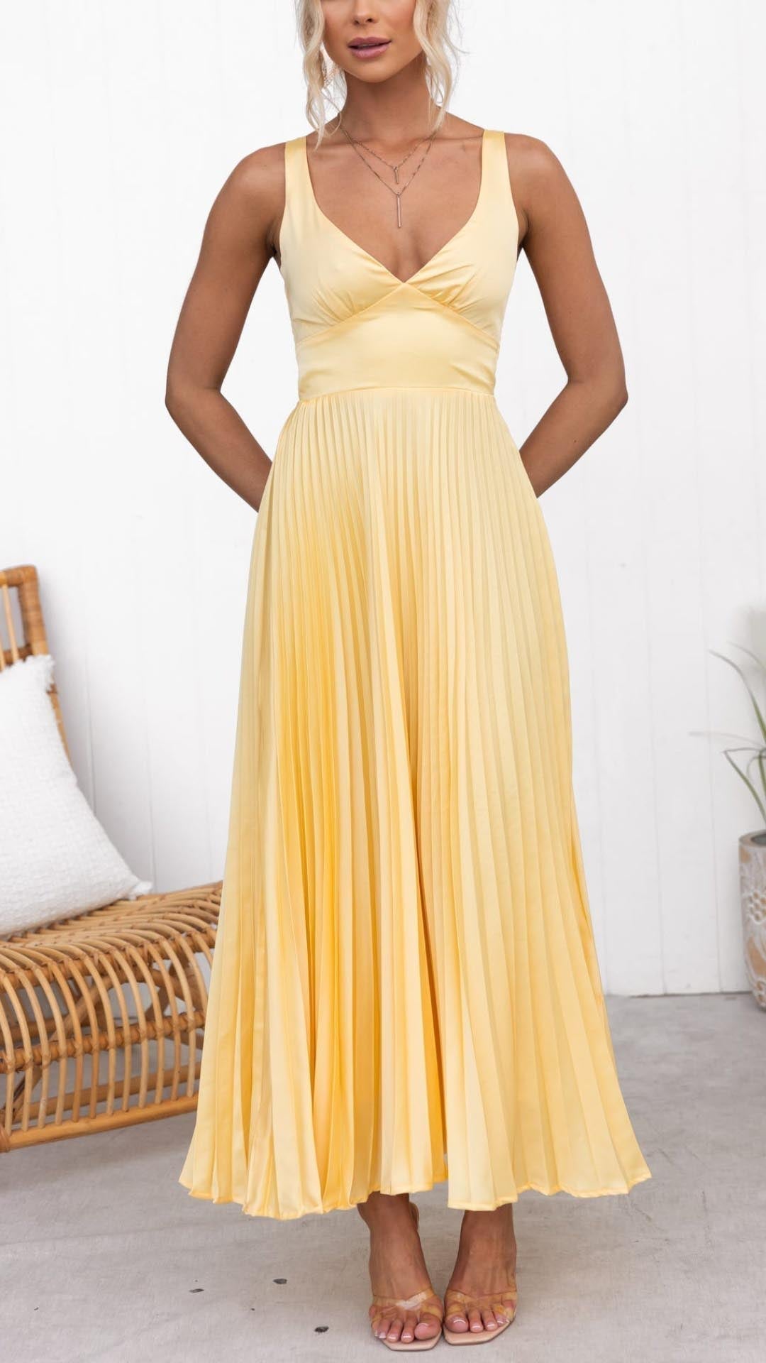 Evie Melbourne™ | Pleated V-Neck Maxi Dress