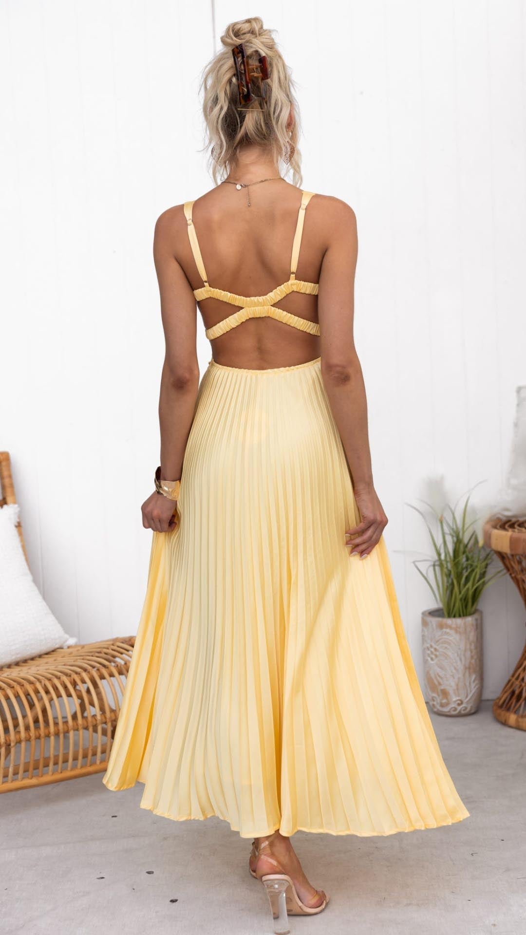 Evie Melbourne™ | Pleated V-Neck Maxi Dress
